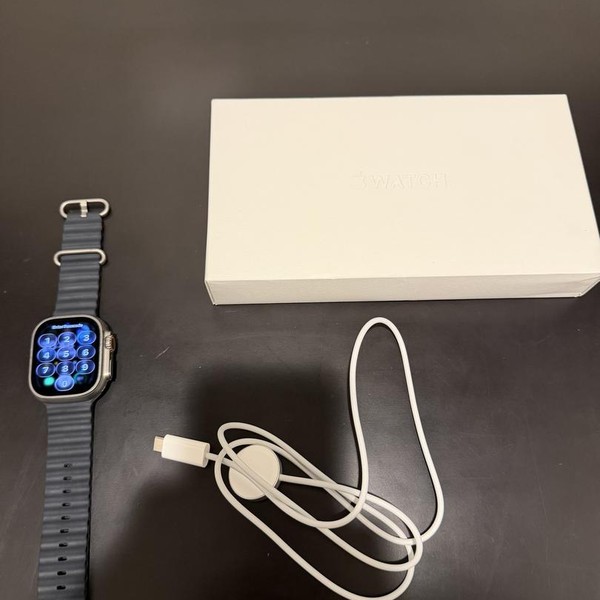 Apple Watch Ultra 49mm - Unlocked, Titanium, A2622