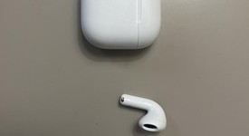 Used
													Apple AirPods 4th Gen - Active Noise Cancellation, photo 2 of 7