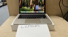 Mint
													MacBook Air 2024 (M3) - 13" - Apple M3, Starlight, 256 GB, 8 GB, 8-core GPU, photo 1 of 8