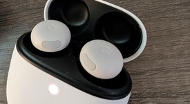 Used
													Google Pixel Buds Pro 2 - Porcelain, photo 2 of 3