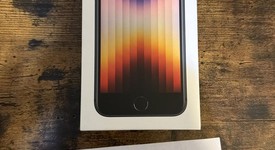 New
													Apple iPhone SE 3rd Gen 2022 - Unlocked, Midnight, 64 GB, A2595, photo 1 of 4