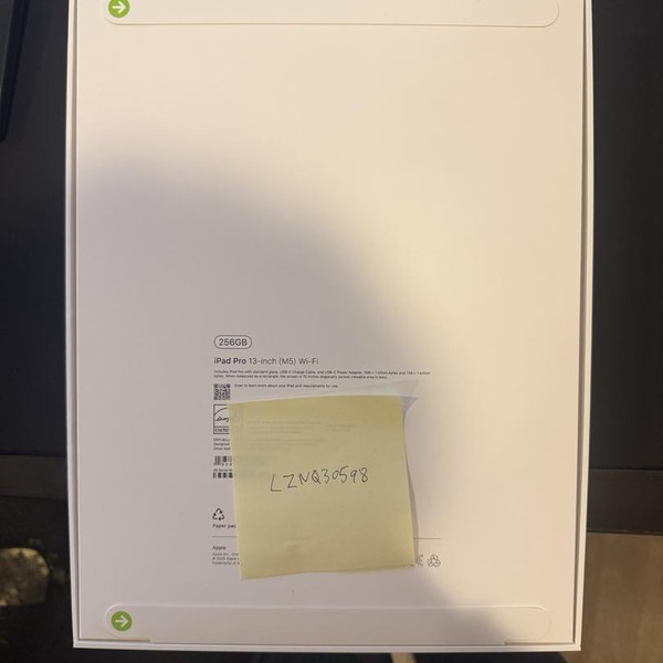 Apple iPad Pro 13 inch (M5) 2025 - Wi-Fi, 256 GB, Space Black, Apple M5 9-Core, A3360, Standard Glass