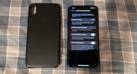 Mint
													Apple iPhone Xs Max - Unlocked, Gray, 256 GB, A1921, photo 2 of 11