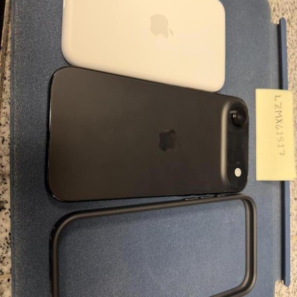 Apple iPhone Air - Unlocked, 256 GB, Space Black, A3260