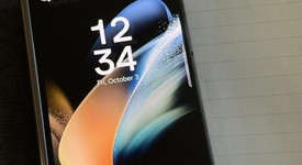 Good
													Samsung Galaxy Z Fold4 5G - AT&T, Gray, 256 GB, 12 GB, SM-F936U, photo 2 of 14