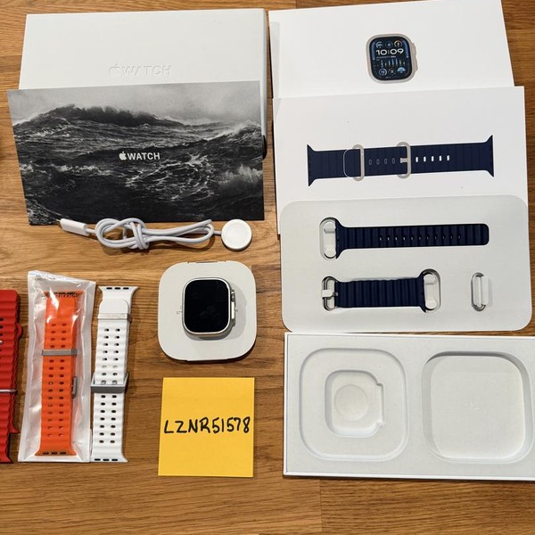 Apple Watch Ultra 2 49mm - Unlocked, Natural, A2986