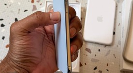 Mint
													Apple iPhone Air - Unlocked, Sky Blue, 256 GB, A3260, photo 3 of 10