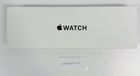 New
													Apple Watch SE 3rd Gen 40mm - Unlocked, Midnight, A3326 - Cellular, photo 2 of 5