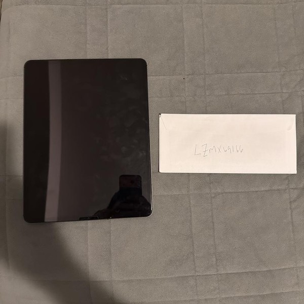 Apple iPad Pro 12.9 inch 4th Gen 2020 - T-Mobile, 128 GB, Gray, A2069