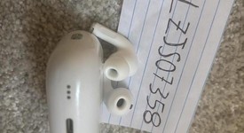 Used
													Apple AirPods Pro 2nd Gen - Lightning, photo 4 of 4