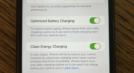 Mint
													Apple iPhone Xr - Unlocked, Black, 64 GB, A1984, photo 5 of 7