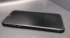 Good
													Apple iPhone Xr - Unlocked, Black, 64 GB, A1984, photo 2 of 6