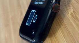 Fair
													Apple Watch Series 7 45mm - Unlocked, Midnight, A2477 - Cellular, Aluminum, photo 5 of 6