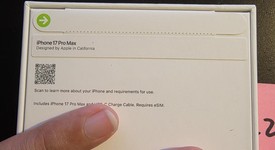 New
													Apple iPhone 17 Pro Max - Unlocked, Silver, 1 TB, A3257, photo 3 of 3