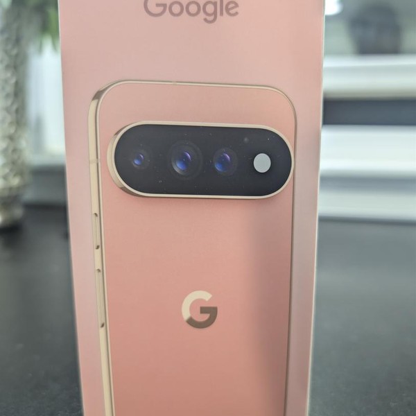 Google Pixel 11 Pro - Unlocked, 256 GB, Canyon, 12 GB, G7SWN