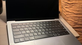 Good
													MacBook Pro 2021 - 14" - Apple M1 Pro 10-core, Silver, 1 TB, 16 GB, photo 1 of 9