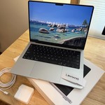 Mint MacBook Pro 2025 - 14 inch - 1 TB, Silver, 24 GB, Apple M5