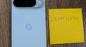 Mint
													Google Pixel 10 - Unlocked, Frost, 128 GB, GLBW0, photo 4 of 10