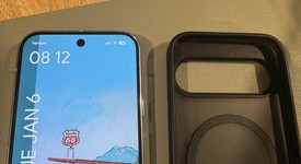 Good
													Google Pixel 9 Pro - Verizon, Porcelain, 128 GB, 16 GB, GR83Y, photo 4 of 9