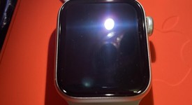 Good
													Apple Watch SE 2nd Gen 40mm - Starlight, A2722 - GPS, Aluminum, photo 2 of 13