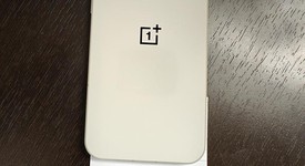 Mint
													OnePlus 15 - Unlocked Non-US, Sand Storm, 512 GB, 16 GB, photo 3 of 12