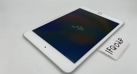 Good
													Apple iPad Mini 5th Gen - Unlocked, Silver, 64 GB, photo 3 of 5