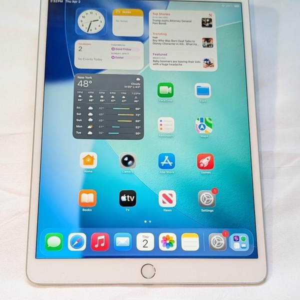 Apple iPad Air 3rd Gen - Wi-Fi, 64 GB, Silver