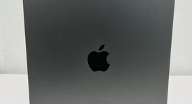 Good
													Apple iPad Air 5th Gen - Unlocked, Gray, 64 GB, A2589, photo 3 of 9