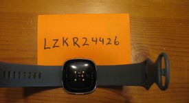 Good
													Fitbit Versa 4 - Graphite, photo 4 of 4