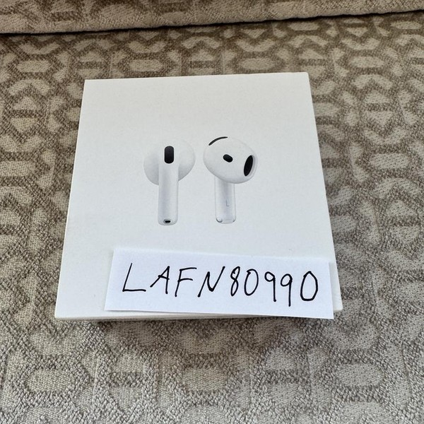 Apple AirPods (4th Gen) - Standard