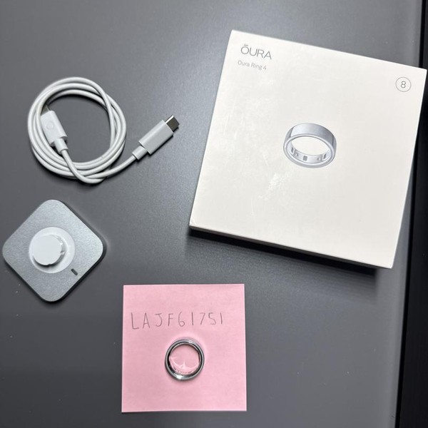 Oura Ring Gen 4 - Silver, Size 8