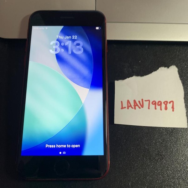 Apple iPhone SE 3rd Gen 2022 - Unlocked, Red, 64 GB, A2595