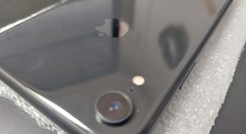 Mint
													Apple iPhone Xr - AT&T, Black, 64 GB, A1984, photo 3 of 8