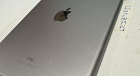 Good
													Apple iPad 6th Gen - Wi-Fi, Gray, 32 GB, A1893, photo 6 of 6