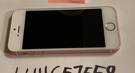 Good
													Apple iPhone SE 1st Gen 2016 - Unlocked, Rose Gold, 16 GB, A1662, photo 5 of 6