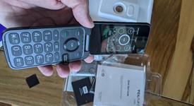 Mint
													TCL Flip Phone, photo 5 of 8
