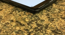 Good
													Google Pixel 2 XL - Unlocked, Black, 64 GB, Google Edition, photo 5 of 7