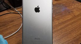 Good
													Apple iPhone 6 Plus - Unlocked, Silver, 64 GB, A1522, photo 3 of 8