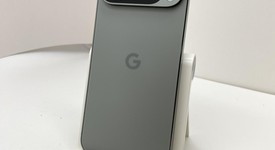 Mint
													Google Pixel 9 Pro - Unlocked, Hazel, 512 GB, 16 GB, GR83Y, photo 3 of 5