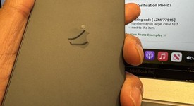 Mint
													Apple iPhone 16e - Unlocked, Black, 128 GB, A3212, photo 3 of 9