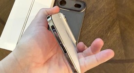 Mint
													Apple iPhone Air - Unlocked, Light Gold, 256 GB, A3260, photo 4 of 10