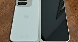 Mint
													Google Pixel 9 Pro Fold - Unlocked, Porcelain, 512 GB, GGH2X, photo 2 of 18