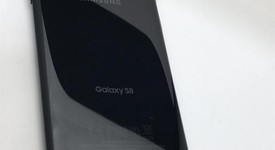 Good
													Samsung Galaxy S8 - Unlocked, Black, 64 GB, 4 GB, SM-G950U1, photo 4 of 9