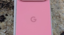 Mint
													Google Pixel 9 - Unlocked, Peony, 128 GB, 12 GB, G2YBB, photo 3 of 9