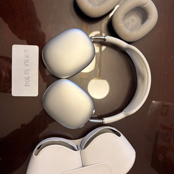 Apple AirPods Max - Silver