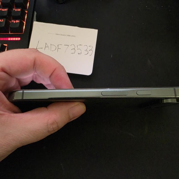 Google Pixel 10 Pro XL - Unlocked Non-US, 256 GB, Obsidian, G45RY