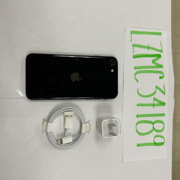 Apple iPhone SE 3rd Gen 2022 - Unlocked, 64 GB, Midnight, A2595