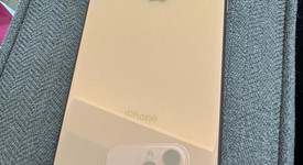 Good
													Apple iPhone Xs - Unlocked, Gold, 64 GB, A1920, photo 2 of 5