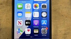 Fair
													Apple iPhone SE 3rd Gen 2022 - T-Mobile, Midnight, 64 GB, A2595, photo 1 of 11
