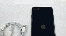 Mint
													Apple iPhone SE 3rd Gen 2022 - Unlocked, Midnight, 64 GB, A2595, photo 1 of 8